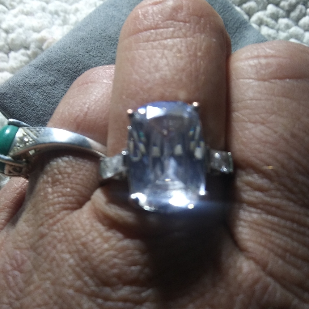 Ring - Picture 2 of 3
